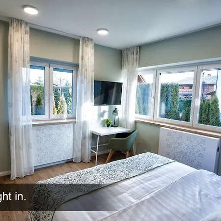 4* Heaven In Centre Of