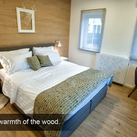 4* Heaven In Centre Of