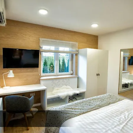 4* Heaven In Centre Of *