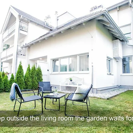 4* Heaven In Centre Of *